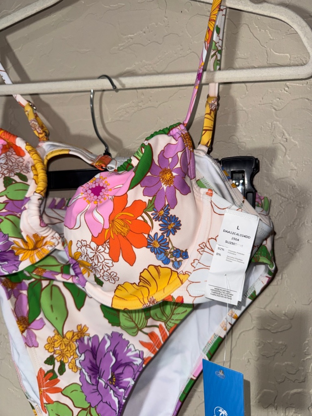 Cupshe NWT floral underwire high rise bikini size large - Picture 3 of 9